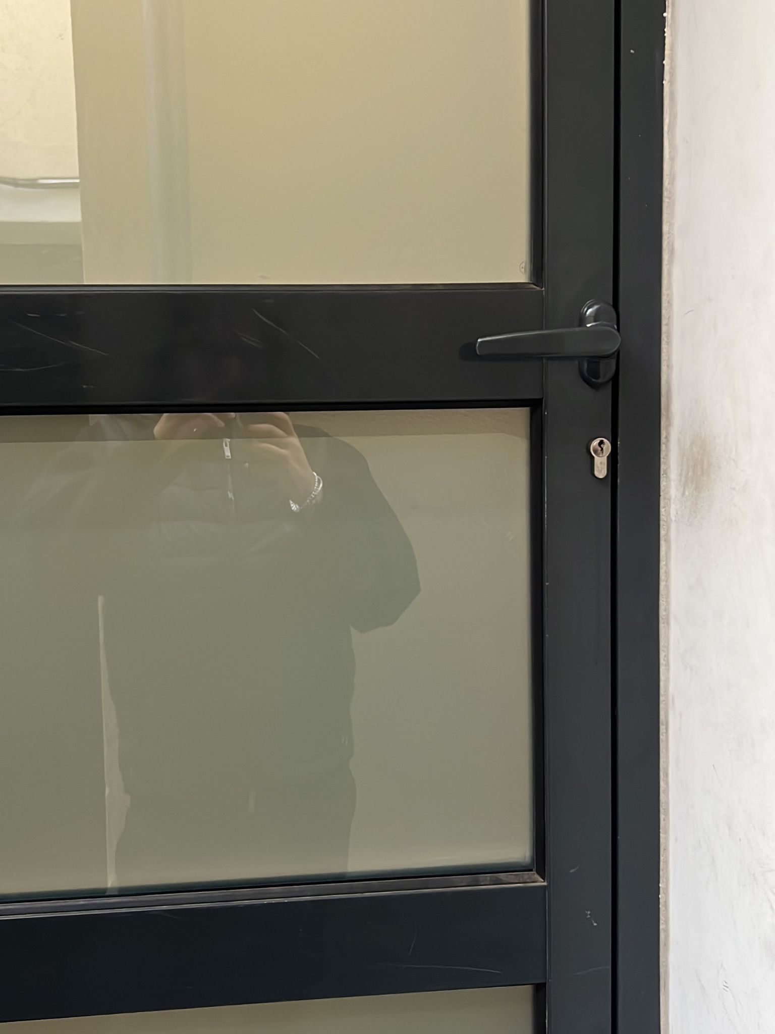 Avant intervention - Serrure Airbnb bloquée Le Raincy