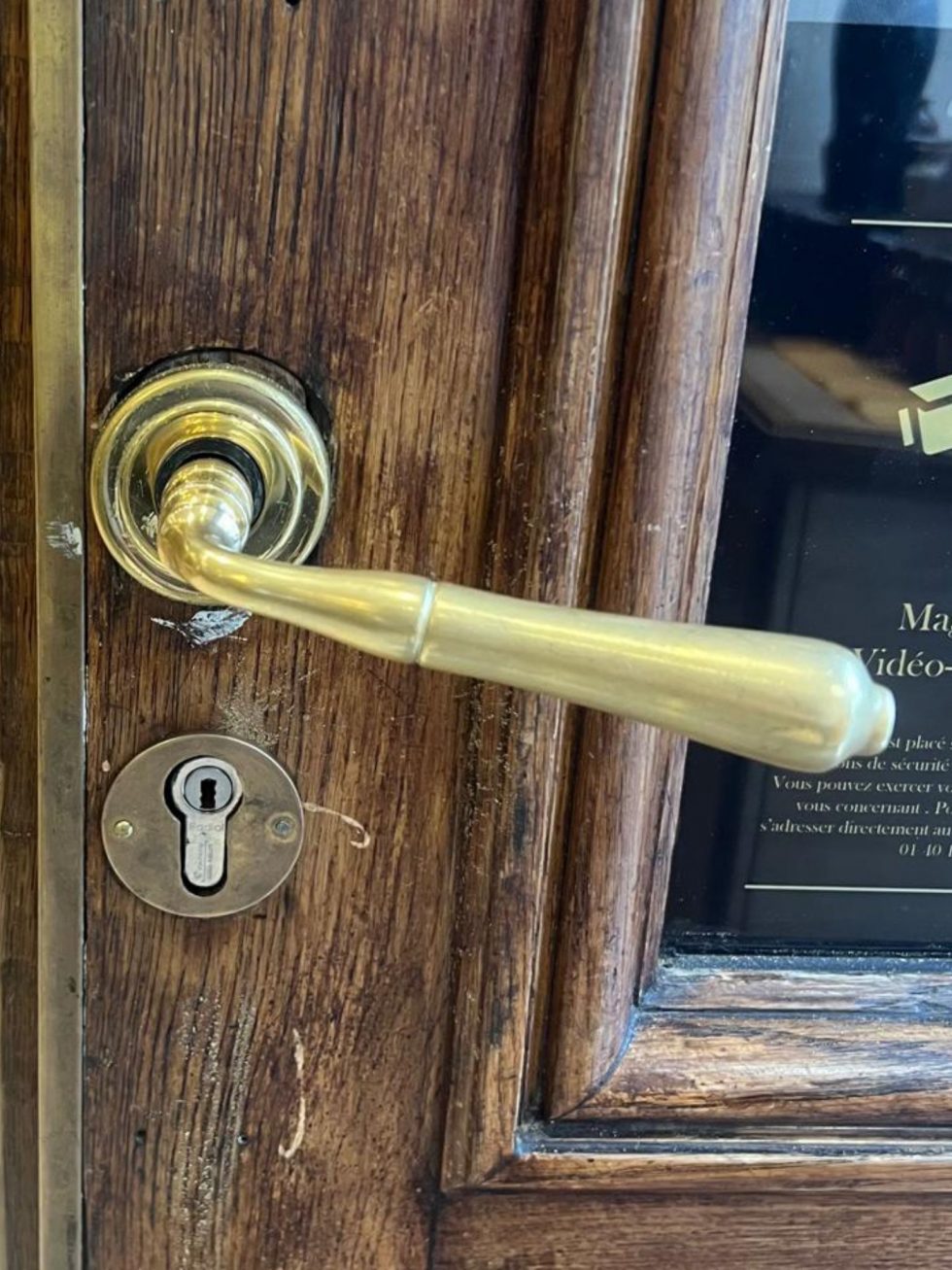 Porte fermée à clé